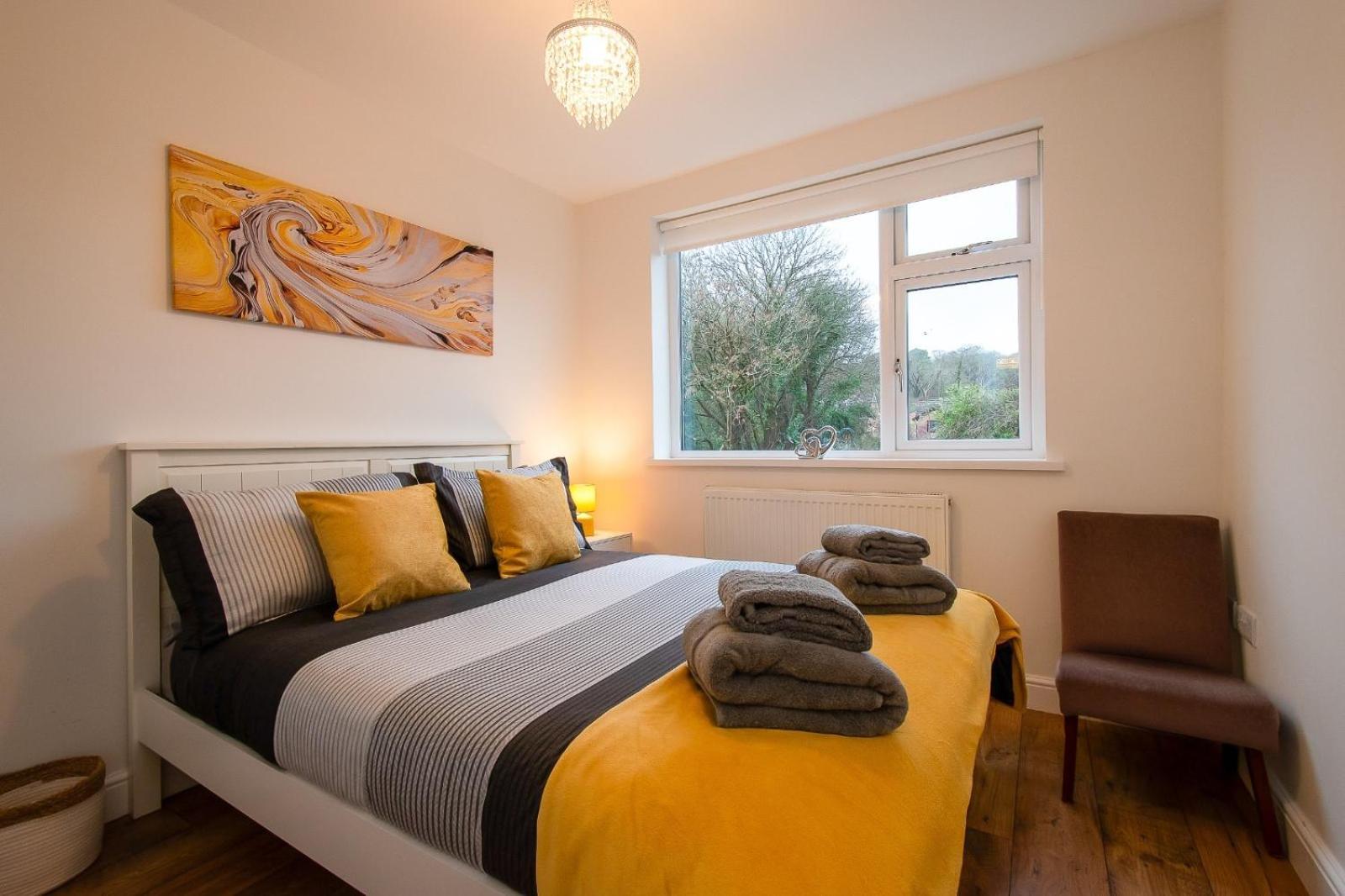 Casa One Hundred - A Beautiful 4 Bed House On The Beach Front Swansea Zewnętrze zdjęcie
